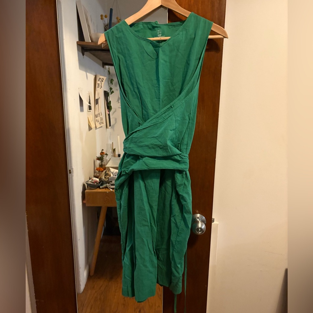 Chic Green Midi Dress